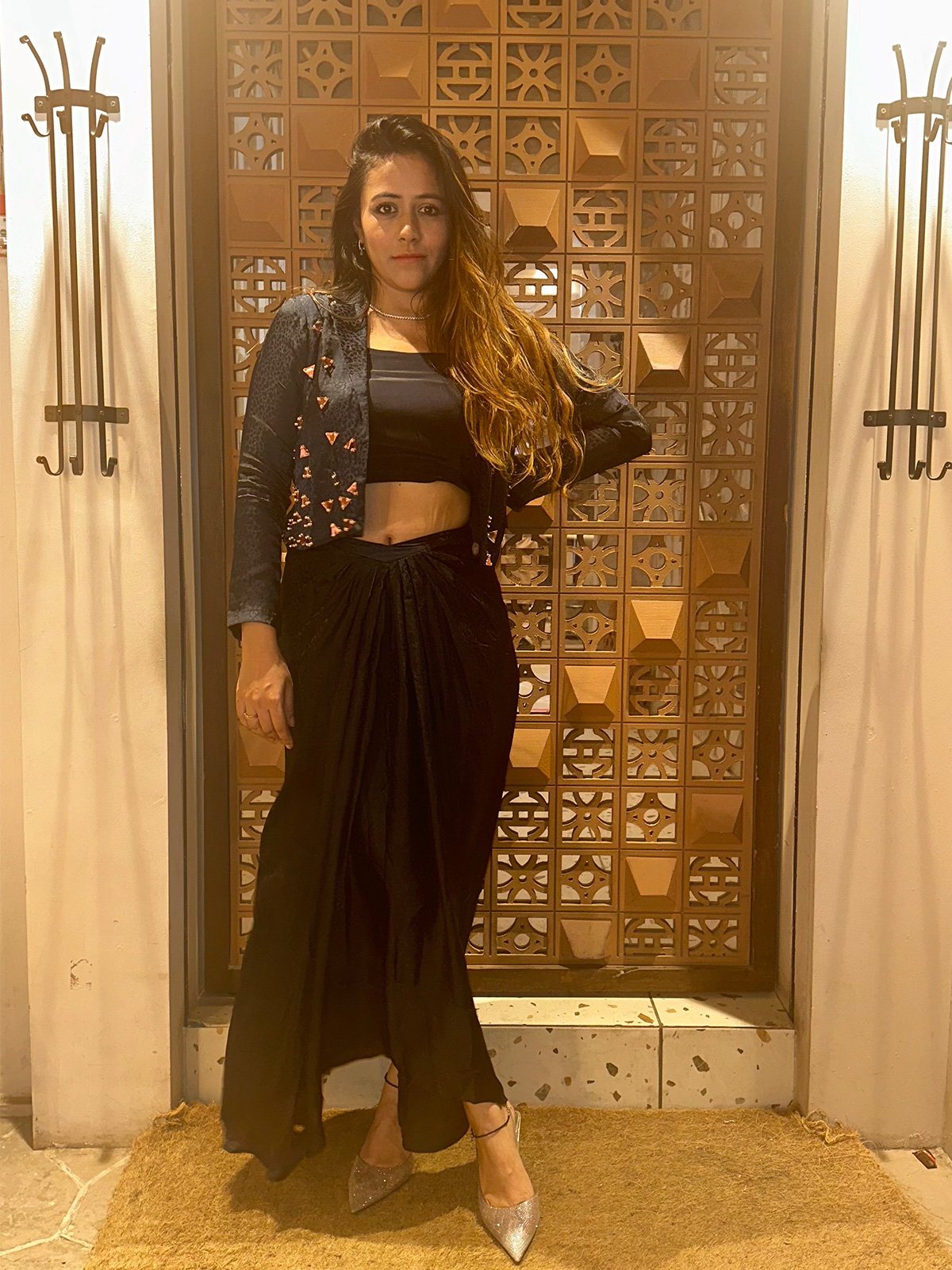3d Black Skirt Set - Image 4